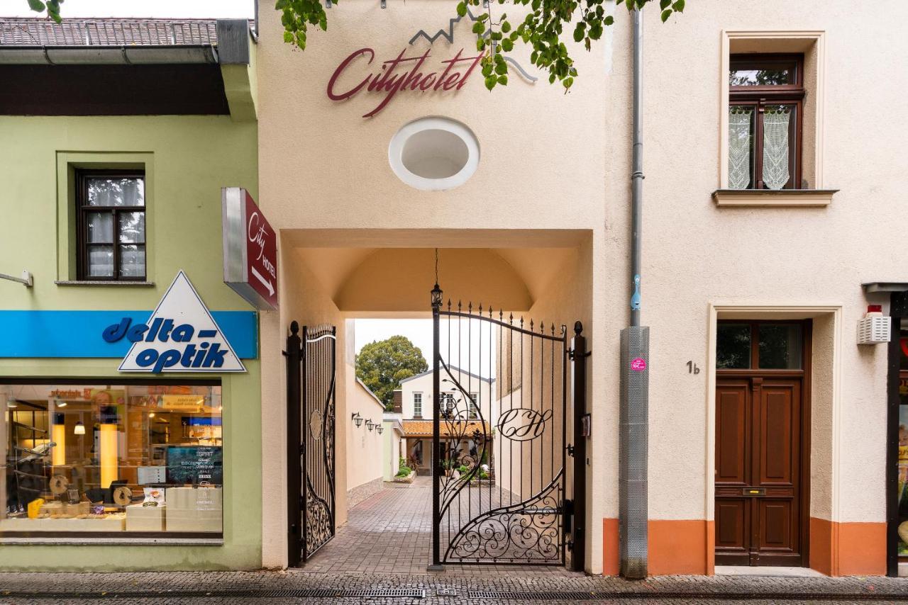 Cityhotel Bernburg  Exterior foto